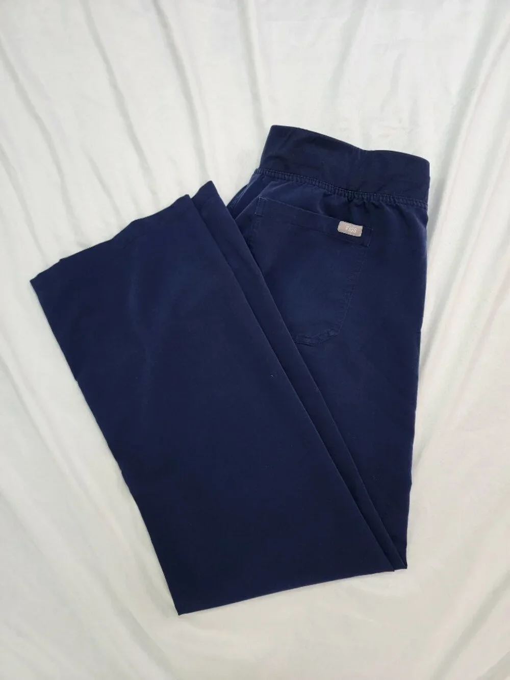 FIGS Navy Scrub Set Medium Catarina Top Livingston Straight Leg Pants